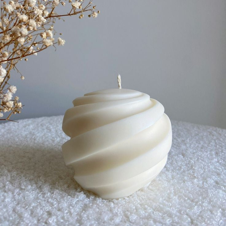 Swirl Medium Ball Soy Wax Candle