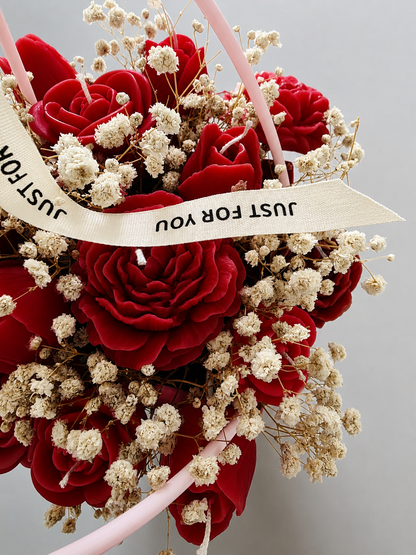 Red Rose Soy Wax Scented Candle Bouquet